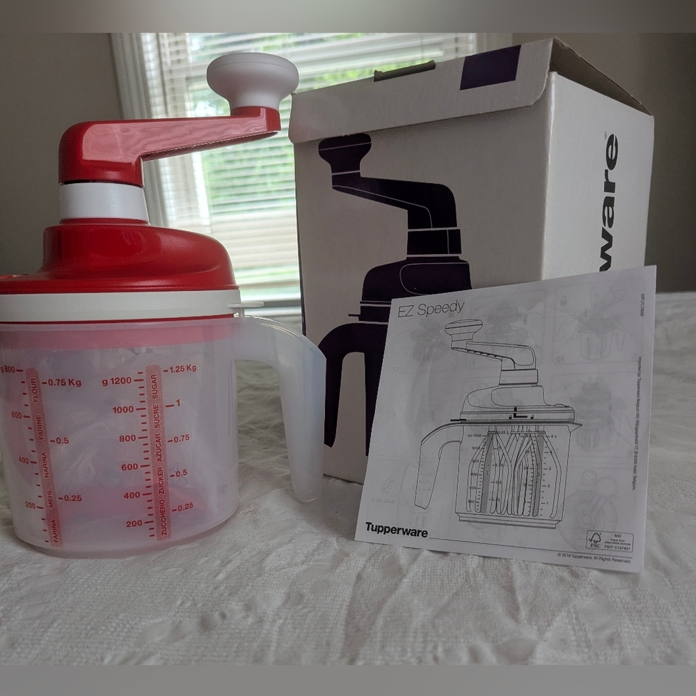 NWB Tupperware EZ Speedy Mixer